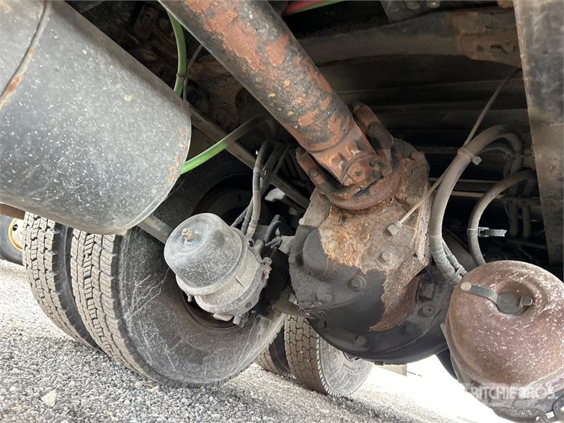 Freightliner M2 106 冷藏车