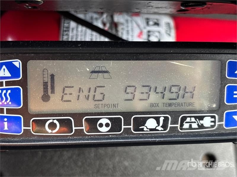 Freightliner M2 106 Camion a temperatura controllata