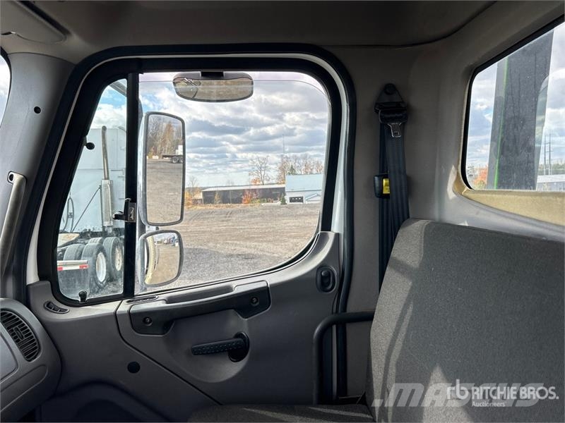 Freightliner M2 106 Vyprošťovací vozidla