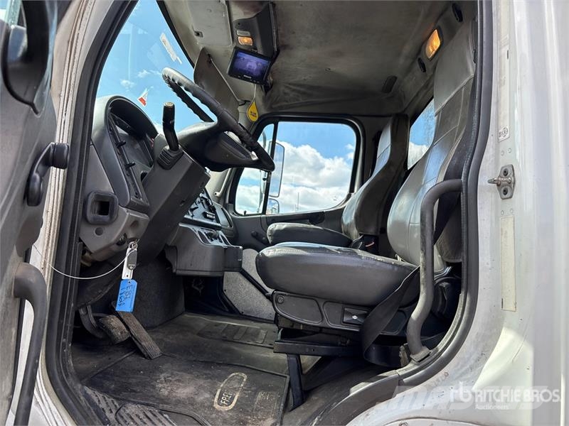 Freightliner M2 106 Kamioni za otpad