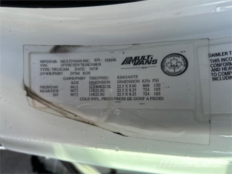 Freightliner M2 106 Isotermos y frigoríficos
