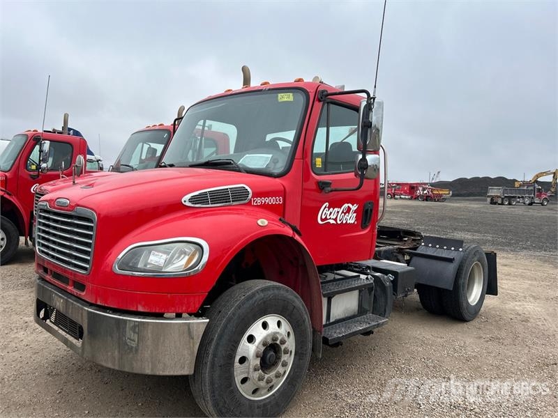 Freightliner M2 106 Motrici e Trattori Stradali
