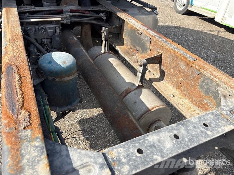 Freightliner M2 106 Cabinas
