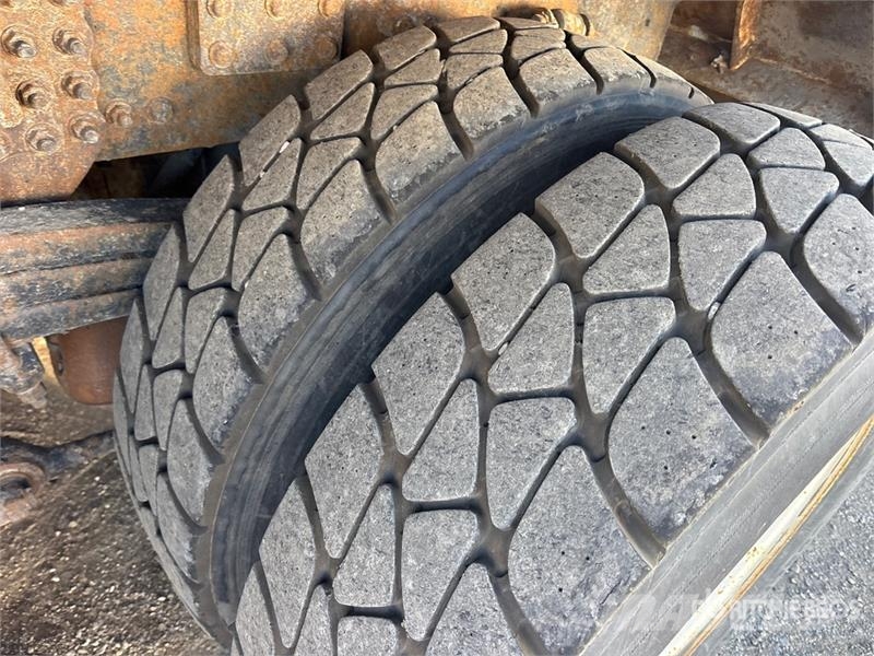 Freightliner M2 106 Kamioni za otpad
