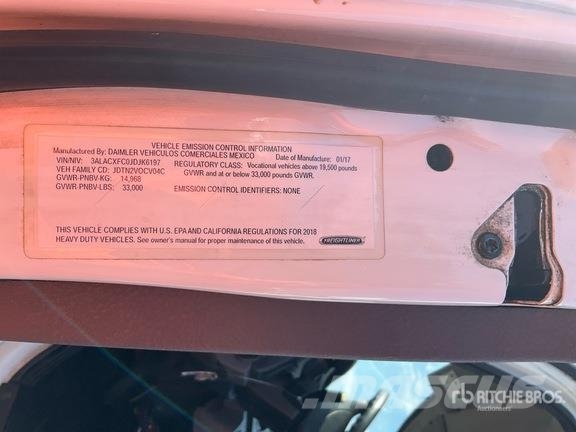 Freightliner M2 106 Kabine i unutrašnjost