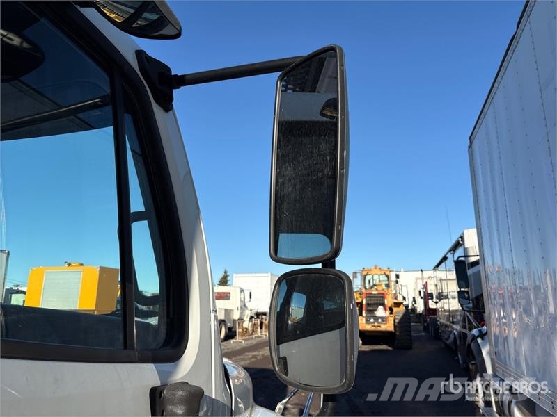 Freightliner M2 106 Hűtős