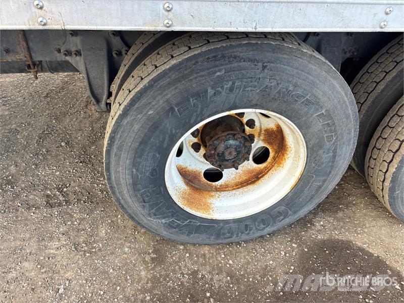 Freightliner M2 106 Camion a temperatura controllata