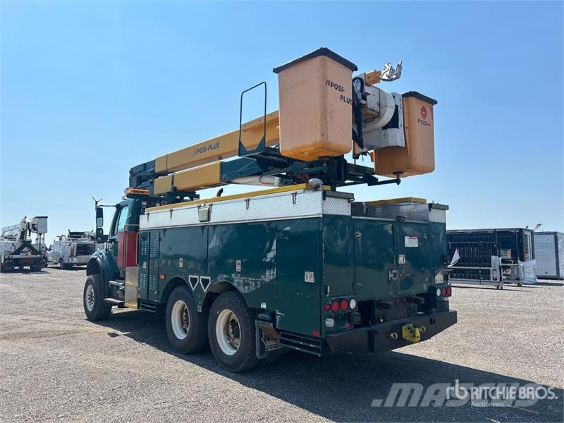 Freightliner M2 106 Nostolava-autot