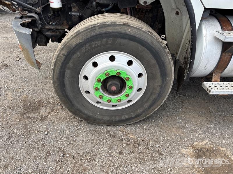 Freightliner M2 106 Kamioni za otpad