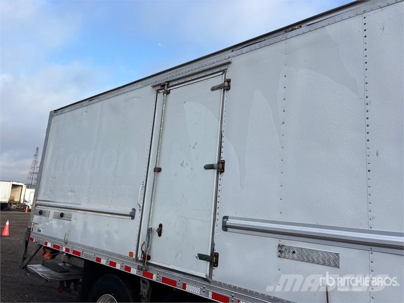 Freightliner M2 106 Skapbiler Frys/kjøl/varme