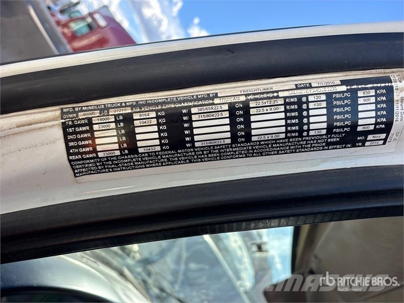 Freightliner M2 106 Kamioni za otpad