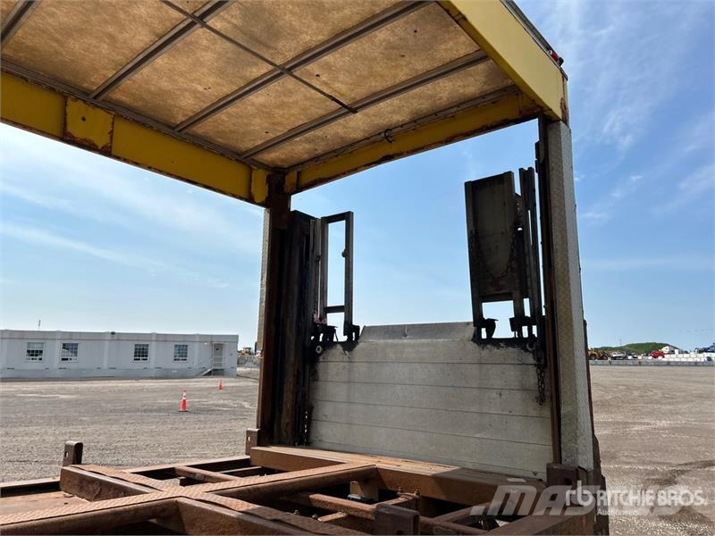 Freightliner M2 106 Other trucks