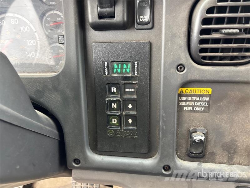 Freightliner M2 106 Municipal / general purpose vehicles