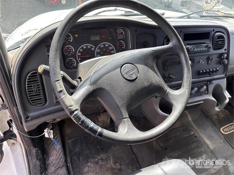 Freightliner M2 106 Kamioni za otpad