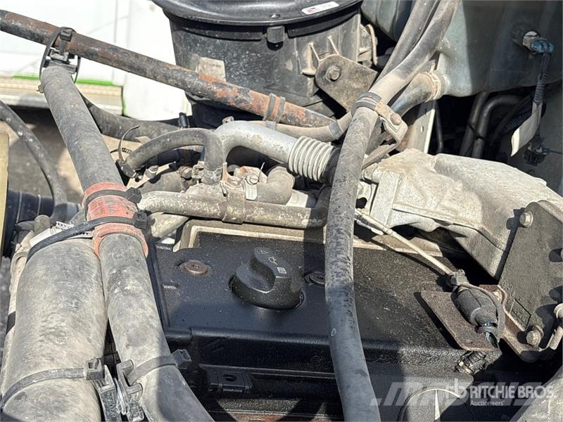 Freightliner M2 106 Cabinas