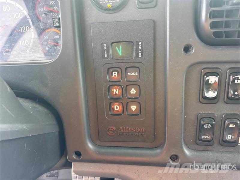 Freightliner M2 106 С температурен контрол
