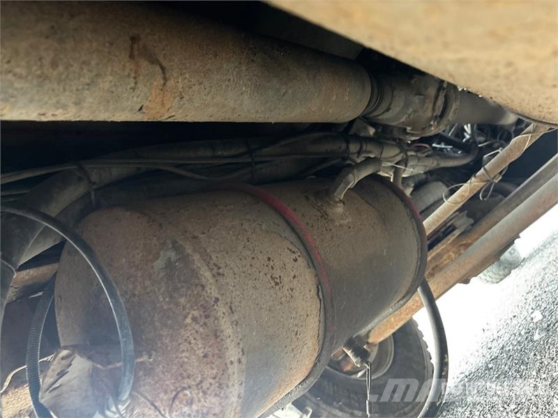 Freightliner M2 106 Camiones bañeras basculantes o volquetes
