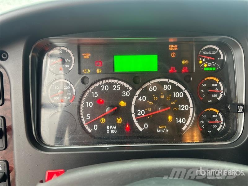 Freightliner M2 106 Kamioni hladnjače