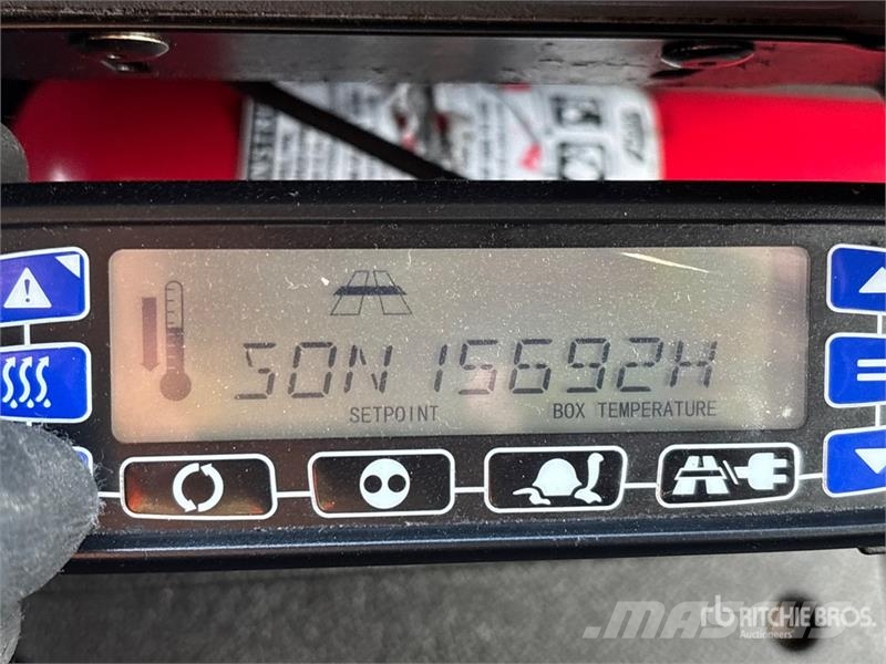 Freightliner M2 106 Camion a temperatura controllata