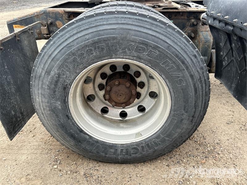 Freightliner M2 106 Motrici e Trattori Stradali
