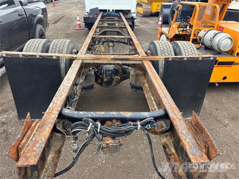 Freightliner M2 106 Cabines e interior