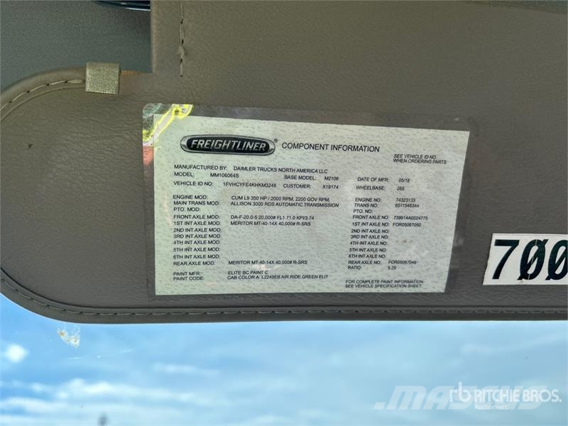 Freightliner M2 106 Hinausautot