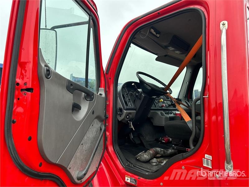 Freightliner M2 106 Motrici e Trattori Stradali
