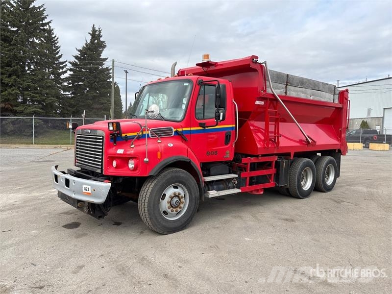Freightliner M2 106 Municipal / general purpose vehicles