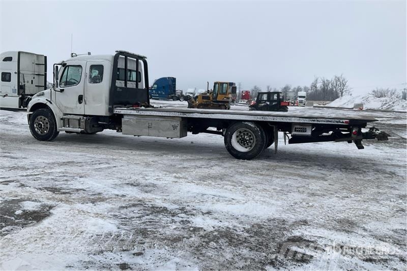 Freightliner M2 106 救援车