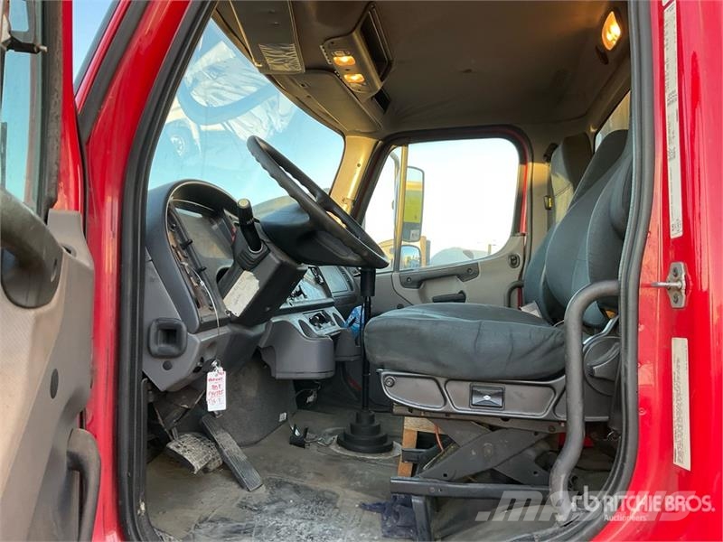 Freightliner M2 106 Koelwagens