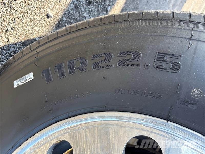 Freightliner M2 106 清掃車