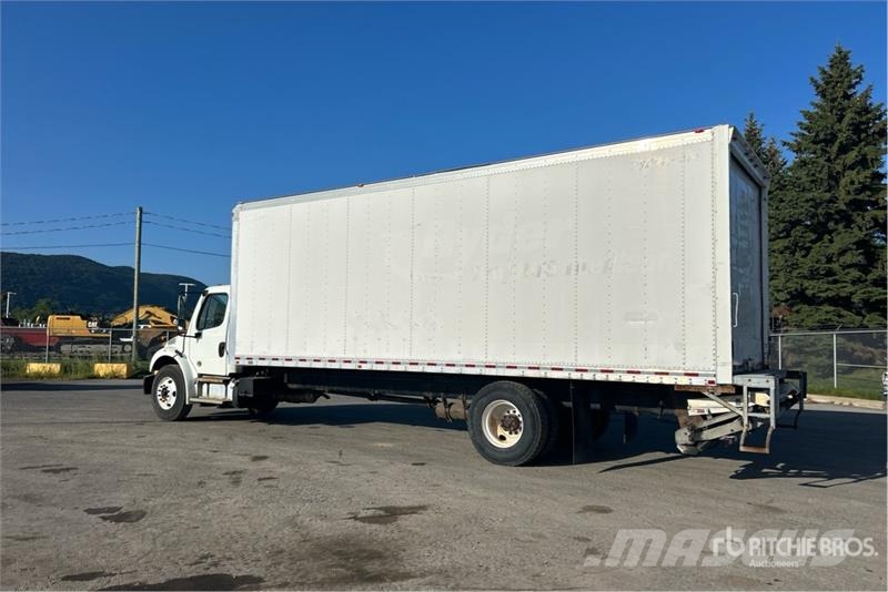 Freightliner M2 106 Sanduk kamioni