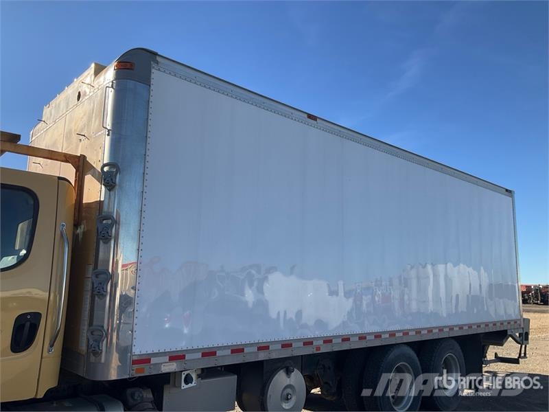 Freightliner M2 106 Sanduk kamioni
