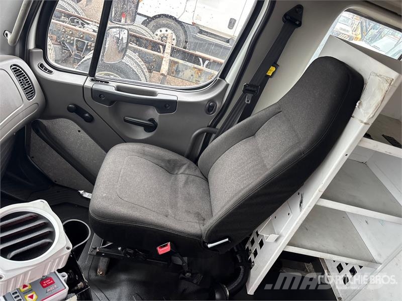 Freightliner M2 106 Truck mounted aerial platforms