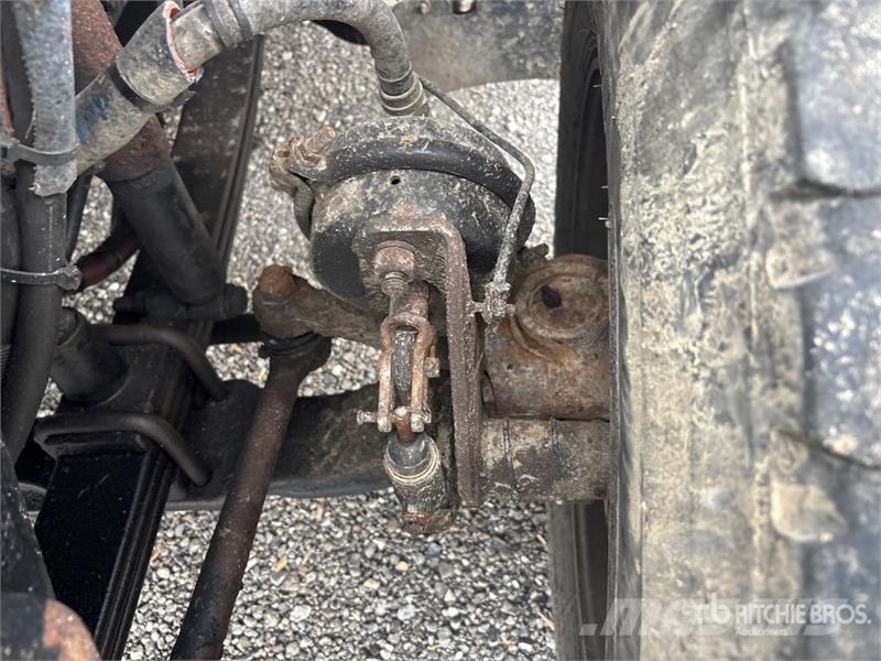 Freightliner M2 106 Camiones bañeras basculantes o volquetes