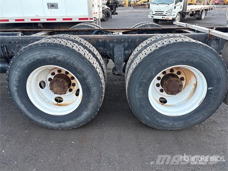 Freightliner M2 106 Kabine i unutrašnjost