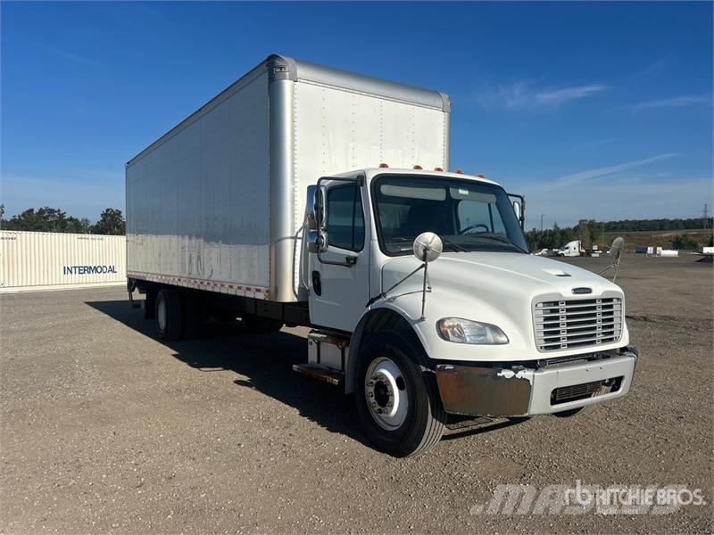 Freightliner M2 106 Sanduk kamioni