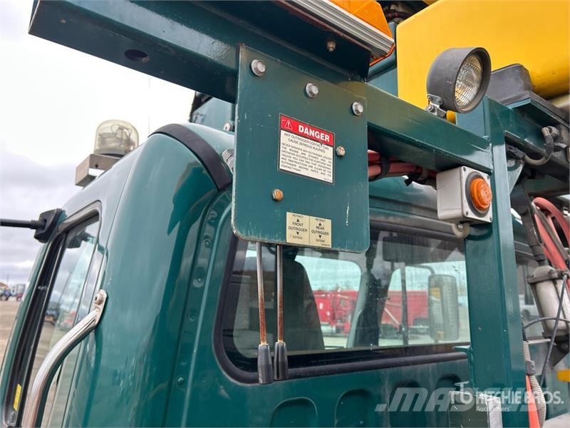Freightliner M2 106 Auto korpe