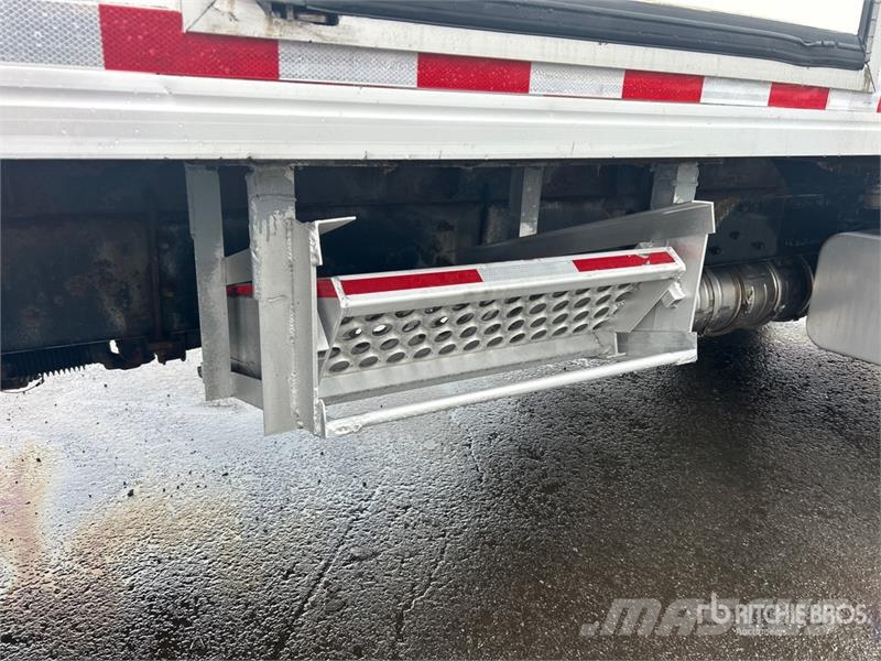 Freightliner M2 106 Kamioni hladnjače