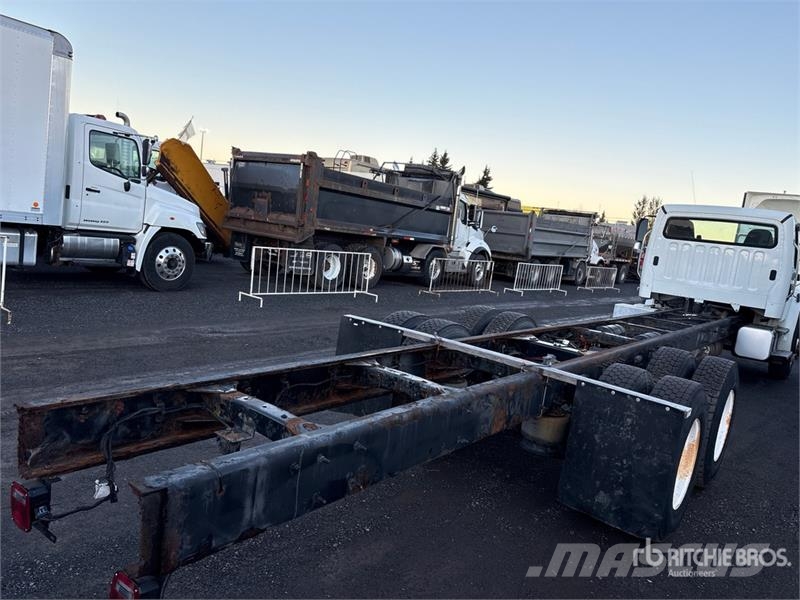 Freightliner M2 106 Kabine i unutrašnjost