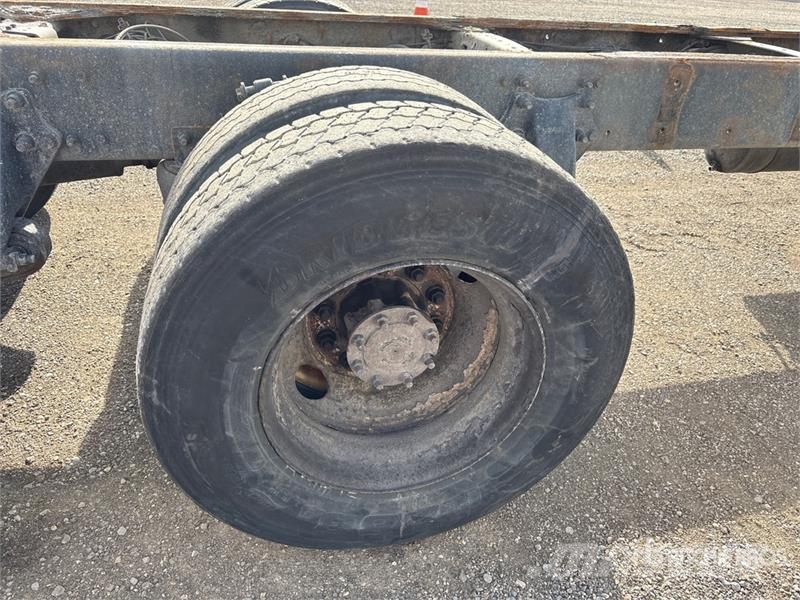 Freightliner M2 106 Cabinas