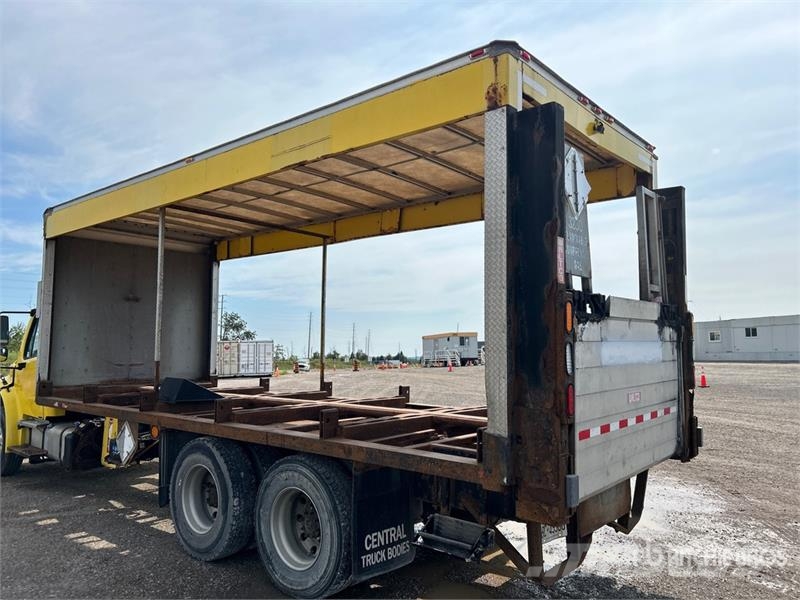 Freightliner M2 106 Other trucks