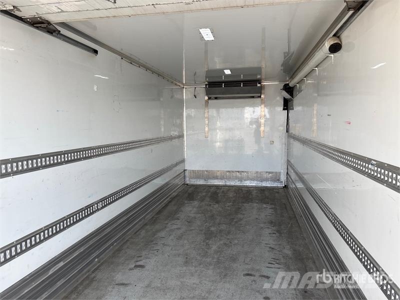 Freightliner M2 106 溫控卡車
