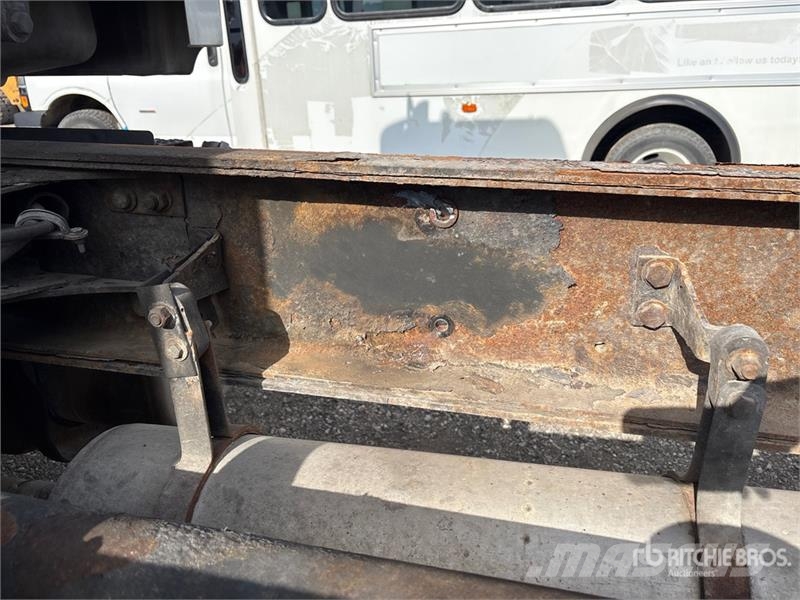 Freightliner M2 106 Cabinas