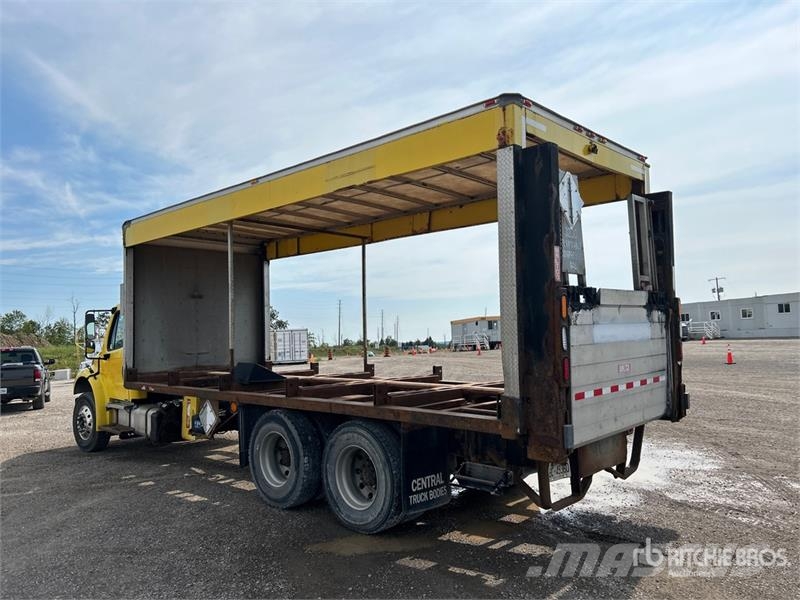 Freightliner M2 106 Other trucks