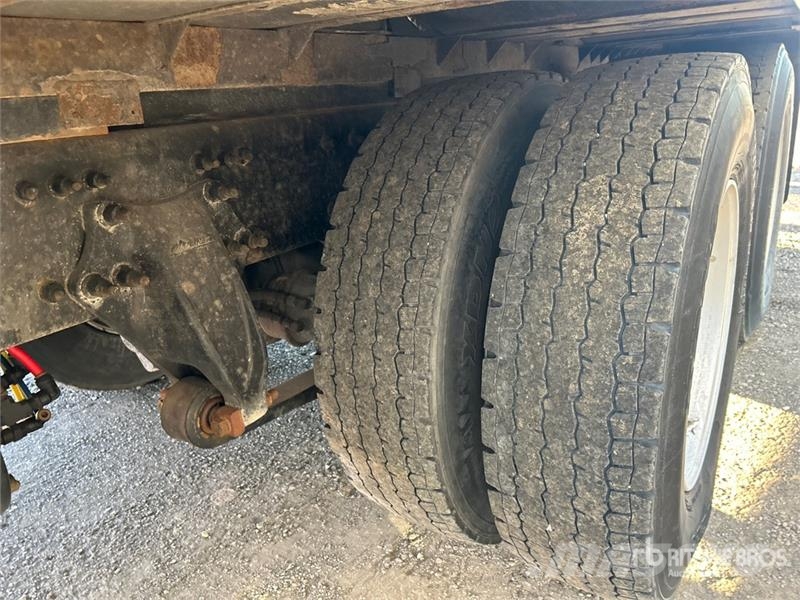 Freightliner M2 106 Isotermos y frigoríficos