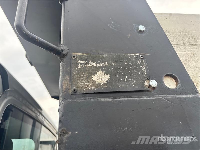 Freightliner M2 106 Camiones bañeras basculantes o volquetes