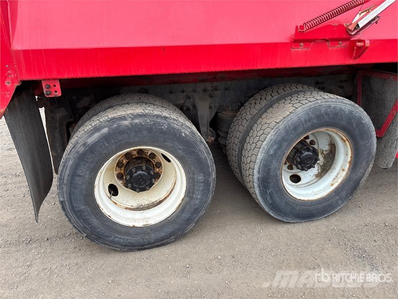 Freightliner M2 106 Municipal / general purpose vehicles