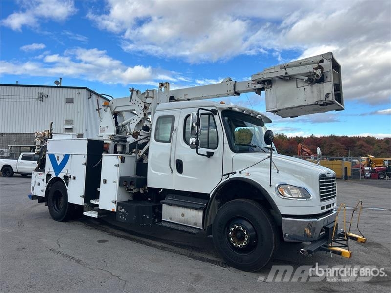 Freightliner M2 106 Truck mounted aerial platforms