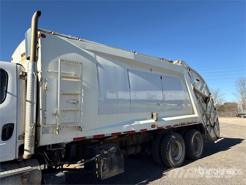 Freightliner M2 106 Απορριμματοφόρα